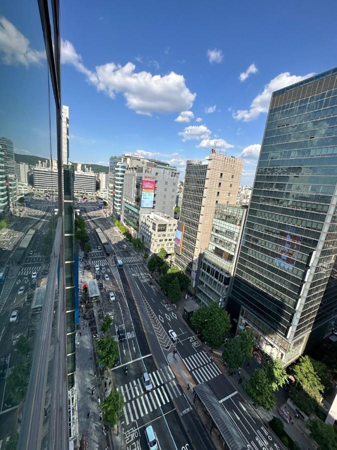 Hongdae Guesthouse 1Min From Hongik Uni Station Exit #1 Seoul Exterior photo