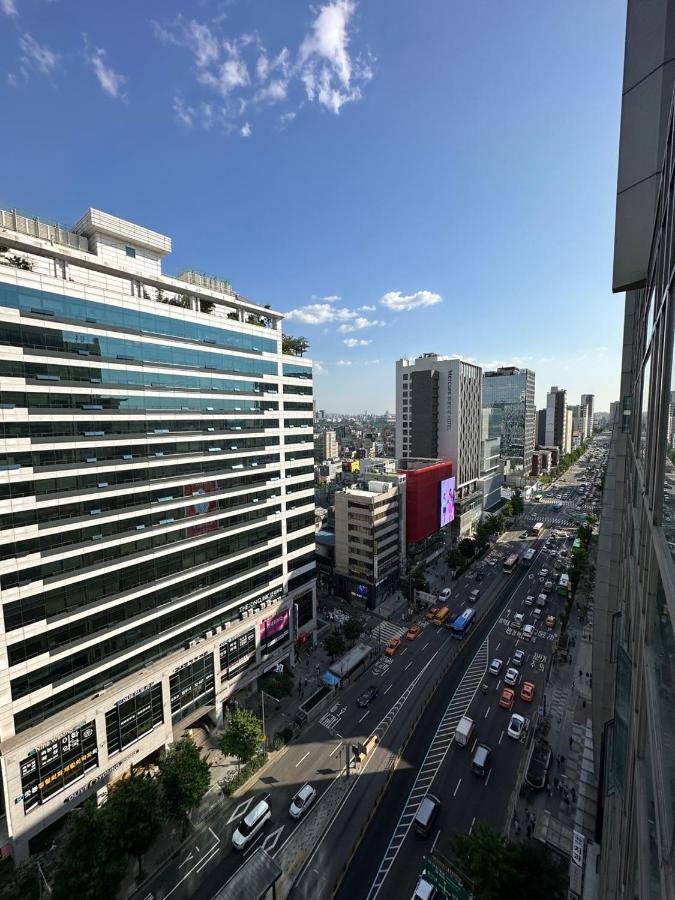 Hongdae Guesthouse 1Min From Hongik Uni Station Exit #1 Seoul Exterior photo