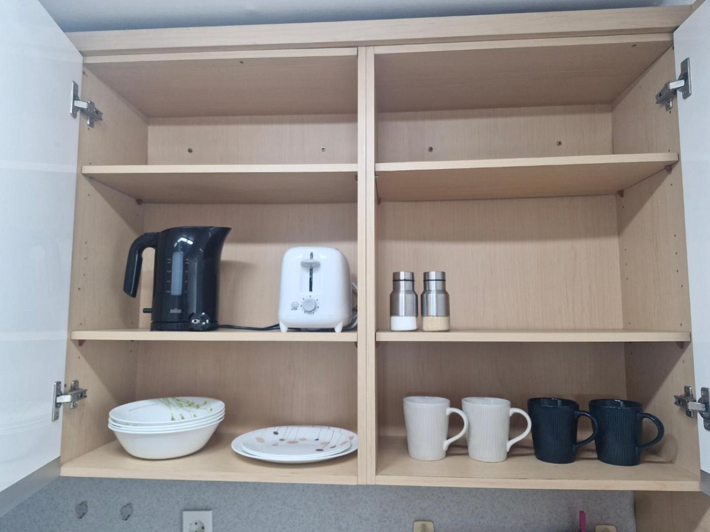 Hongdae Guesthouse 1Min From Hongik Uni Station Exit #1 Seoul Exterior photo